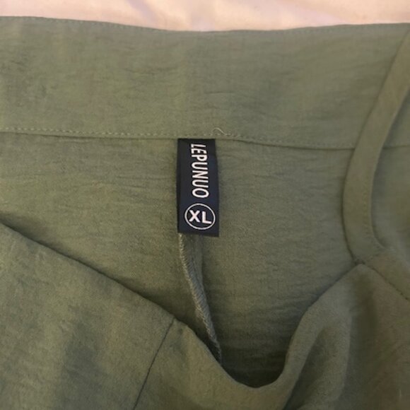 jumpsuit/romper - Picture 2 of 3